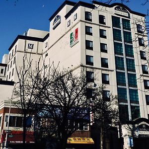Marco LaGuardia Hotel&Suites